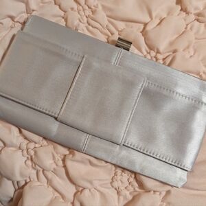 VICTORIA SECRET Framed Clutch Silver Satin Bow Hinged lock